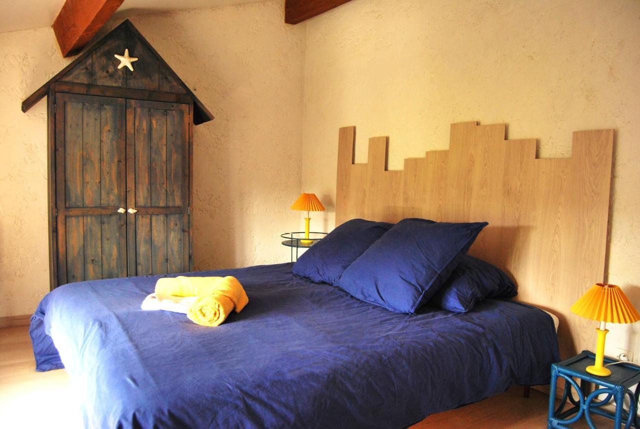 Logis De Chenac - Chambres Et Table D'Hotes Chenac Saint Seurin d'Uzet Eksteriør bilde